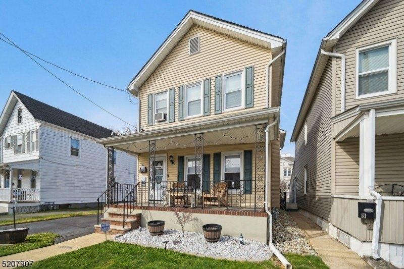 2nd Ave, Raritan, NJ 08869