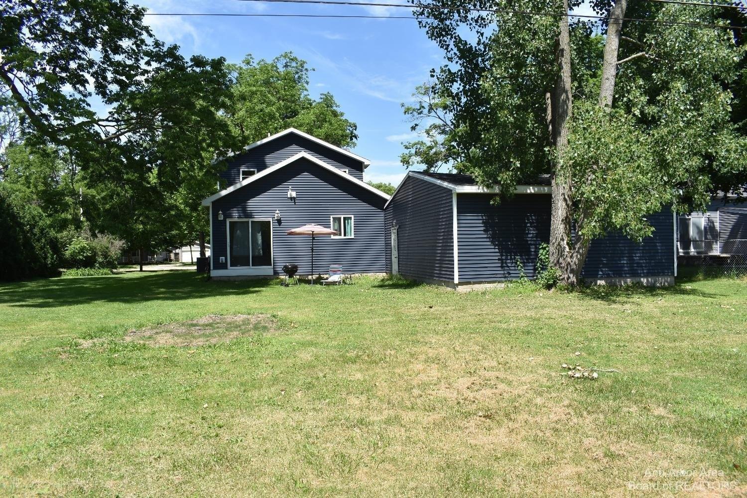 Toledo St, Dundee, MI 48131