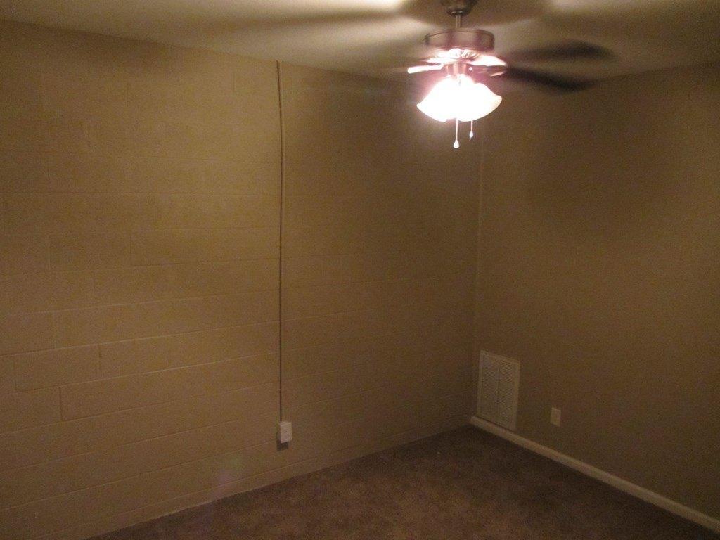 Oak Cir Sw, Cleveland, TN 37311