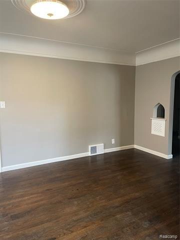 Bondie St, Wyandotte, MI 48192