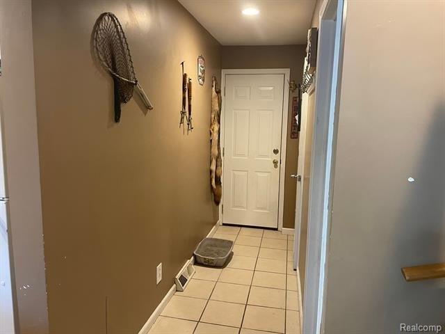 Sunrise Park St, Howell, MI 48843
