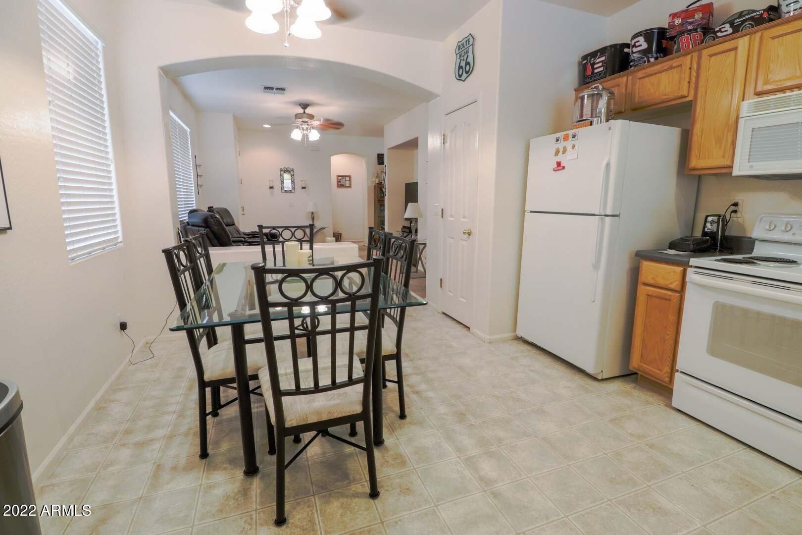 W Desert Trl, Peoria, AZ 85381