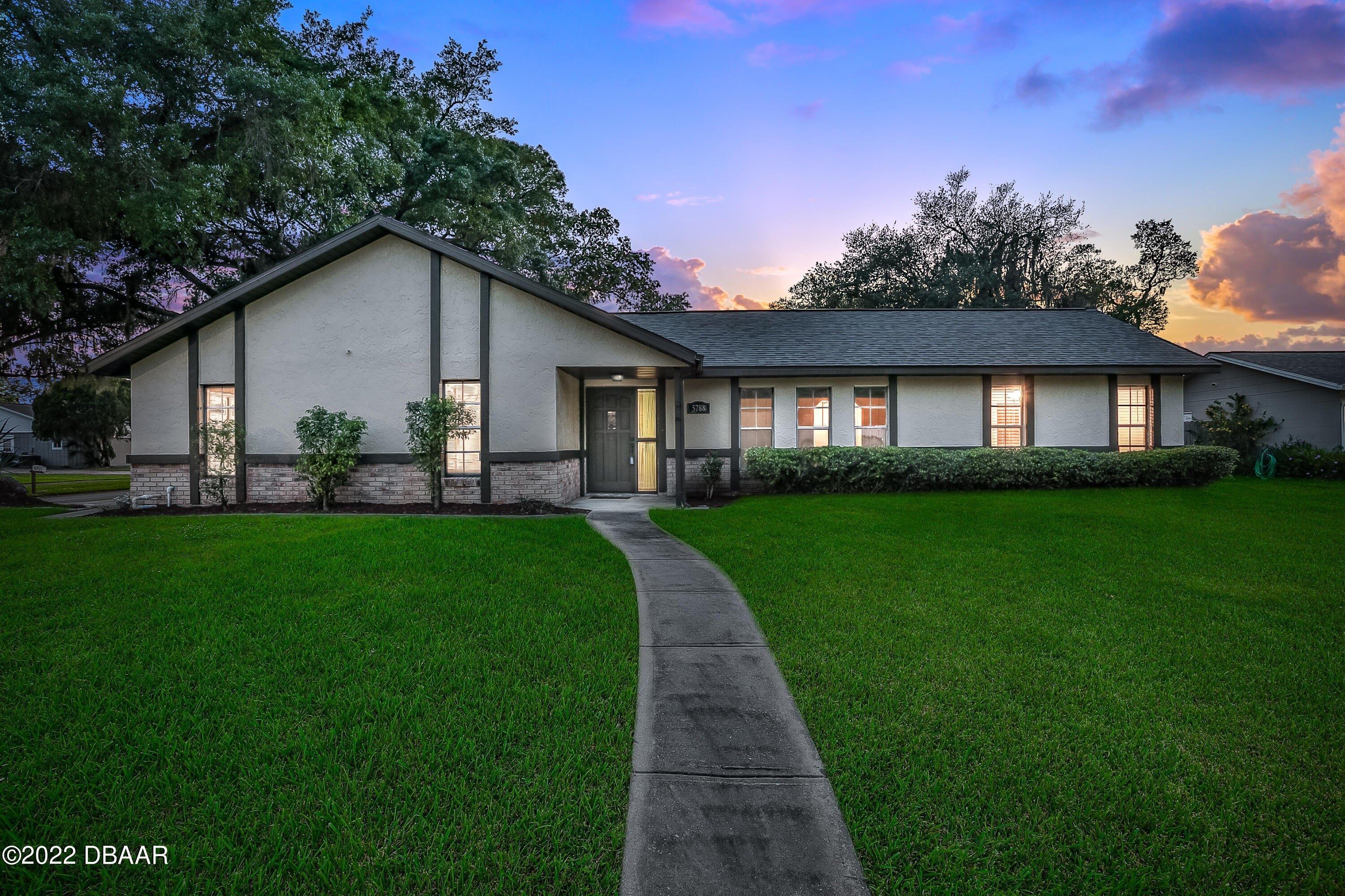 Devon St, Port Orange, FL 32127