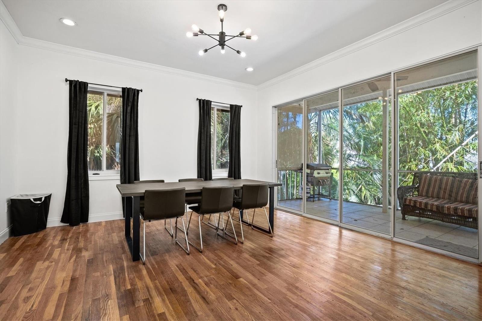 Park Dr, Osprey, FL 34229