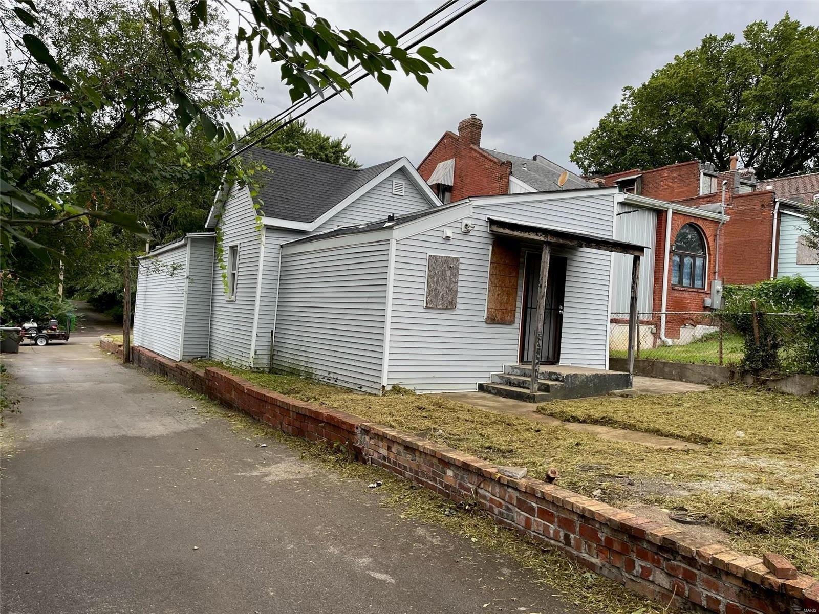Illinois Ave, Saint Louis, MO 63118