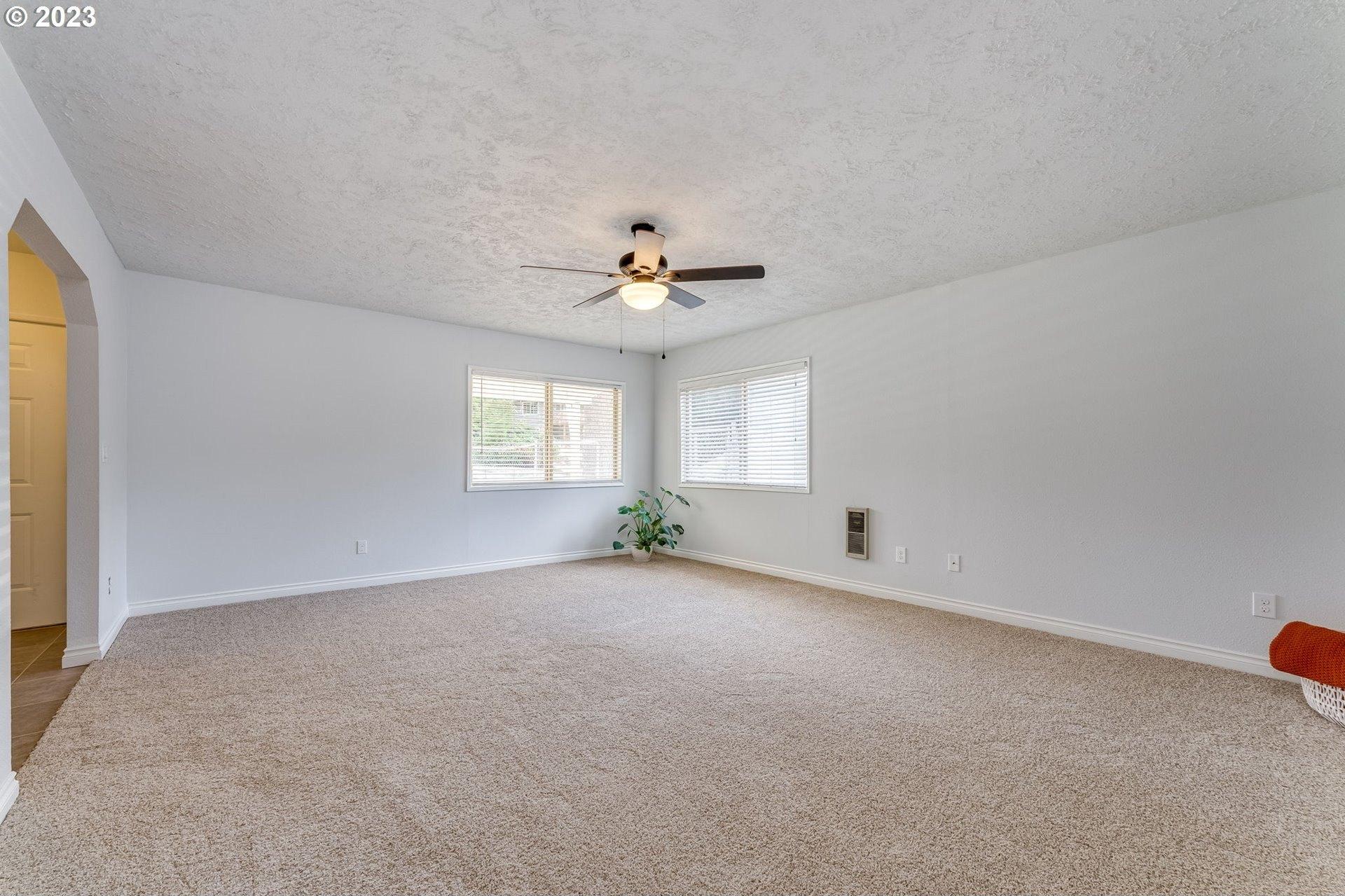 Nw 10th Ave, Vancouver, WA 98665