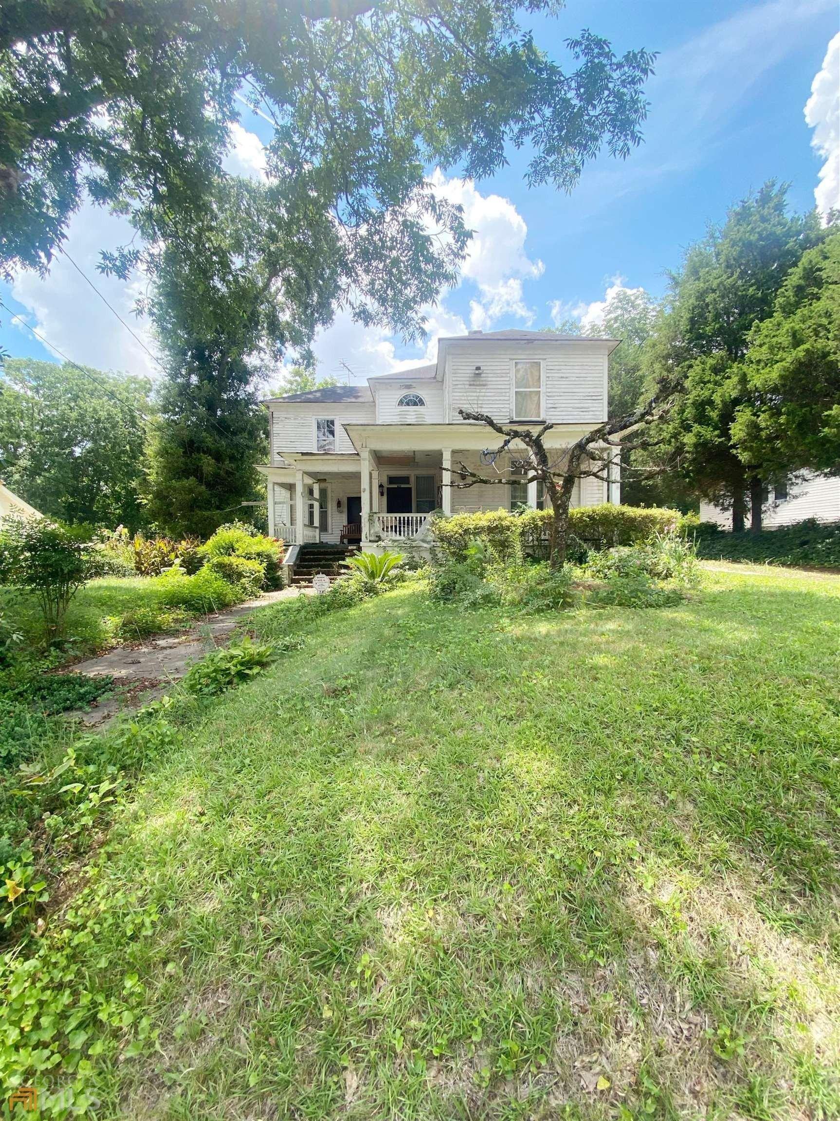 W Washington St, Newnan, GA 30263