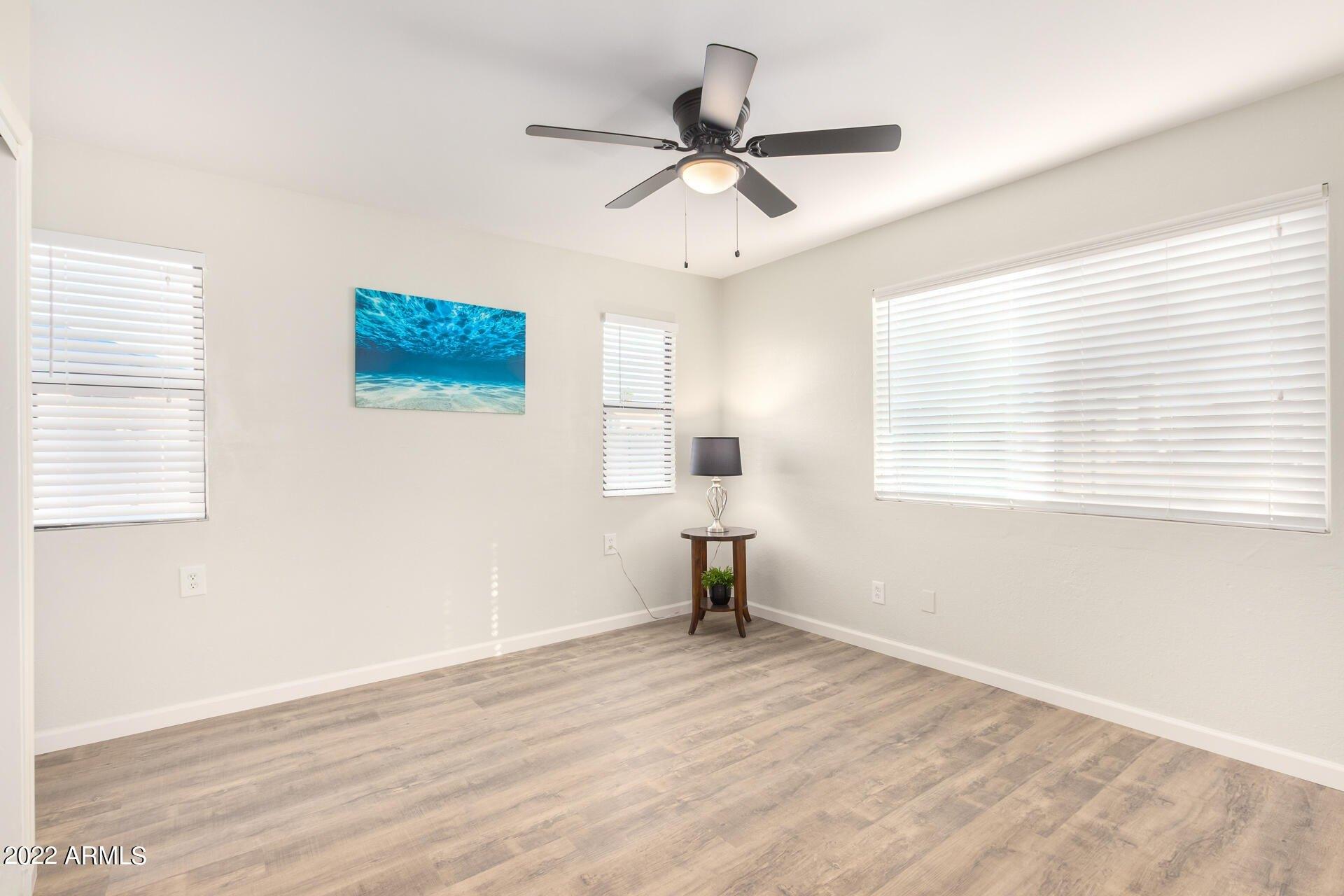 N 58th Ave, Glendale, AZ 85304