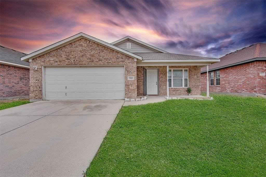 Fairgrounds Ln, Fort Worth, TX 76140
