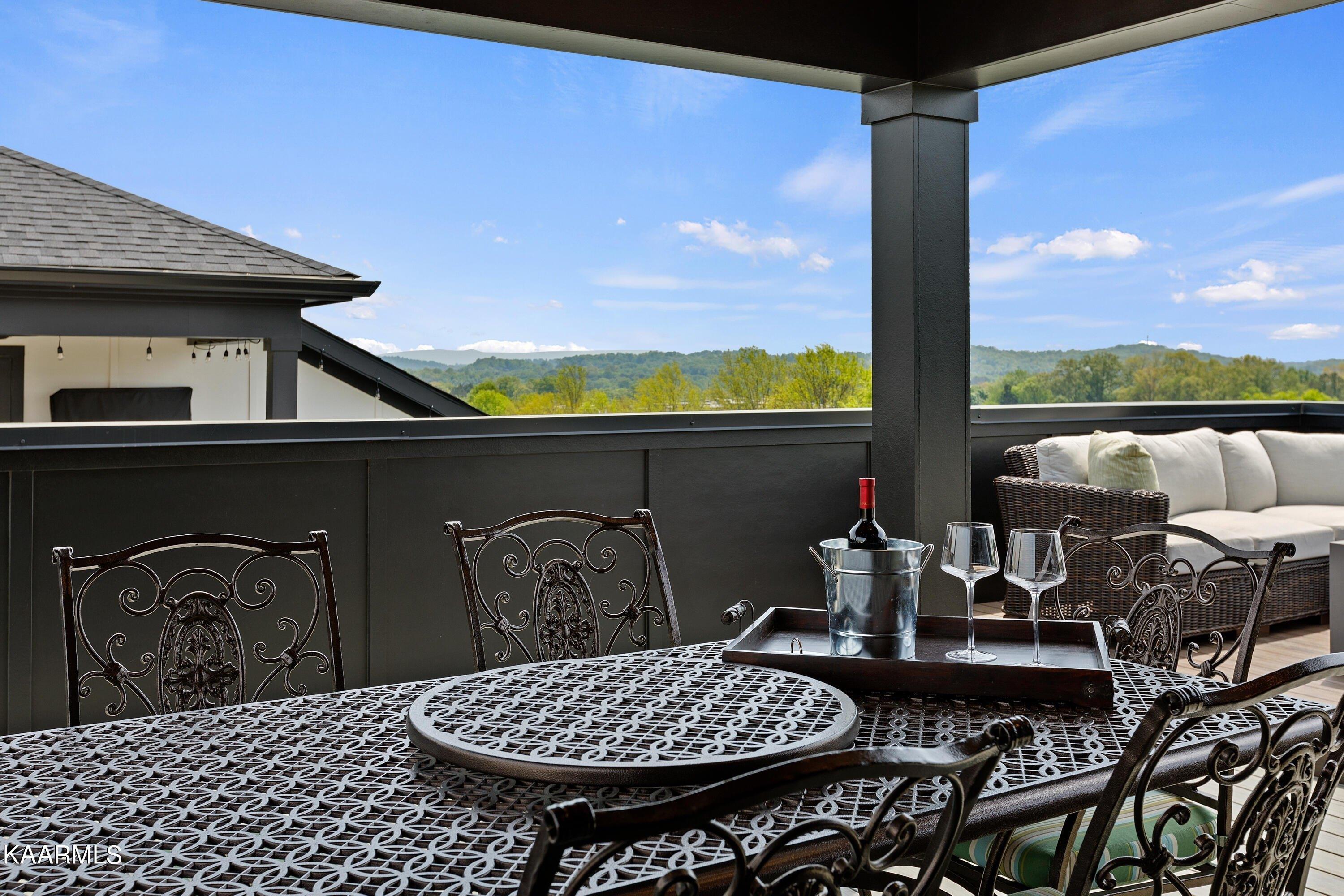 Cades Cove Rd, Knoxville, TN 37922