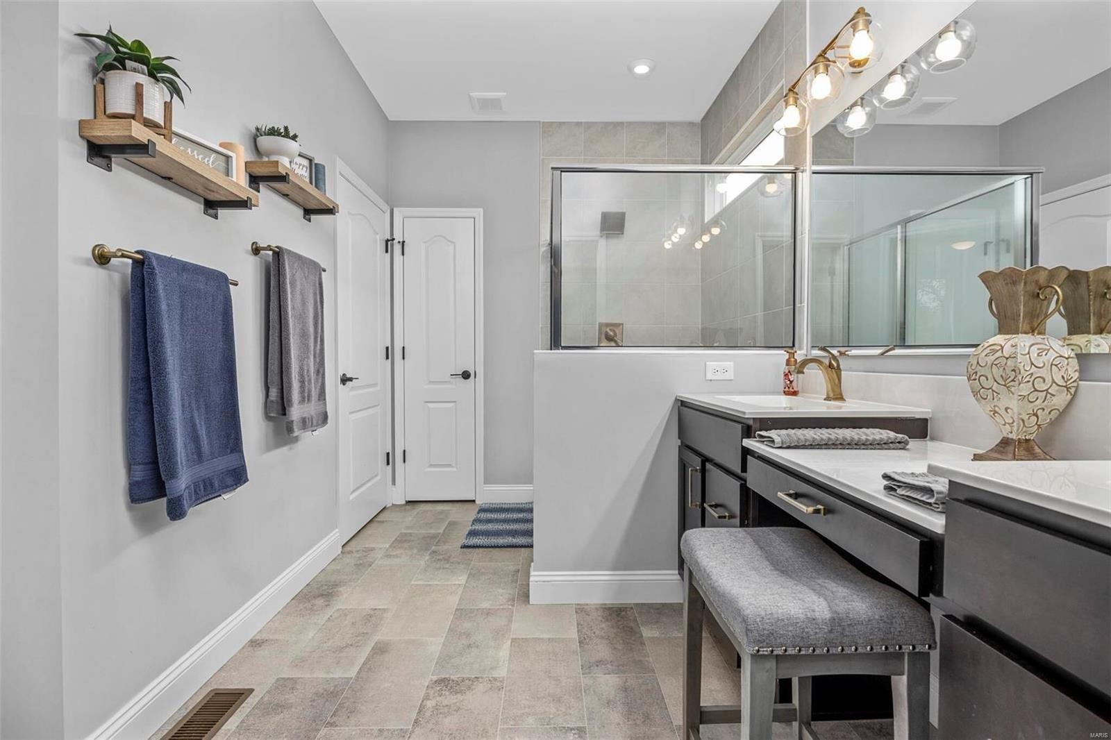 Cambium Ct, Wentzville, MO 63385