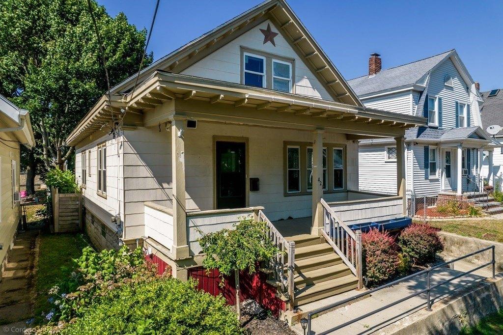 Maxfield St, New Bedford, MA 02740