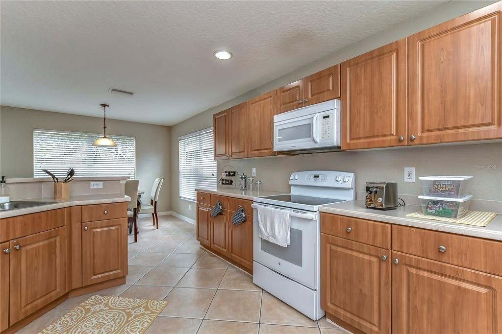 Whisper Creek Dr, Riverview, FL 33569