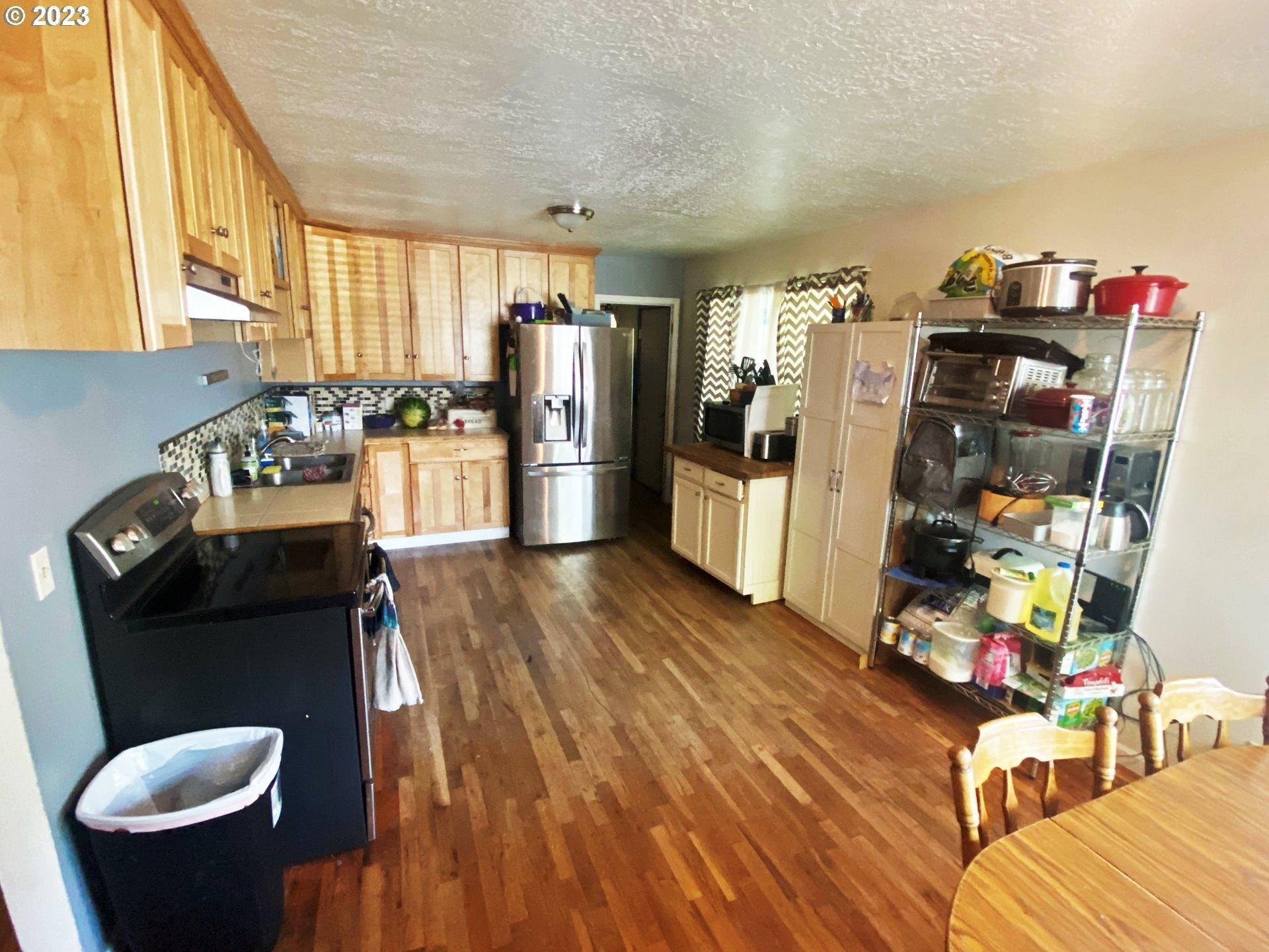 9th St, Baker City, OR 97814