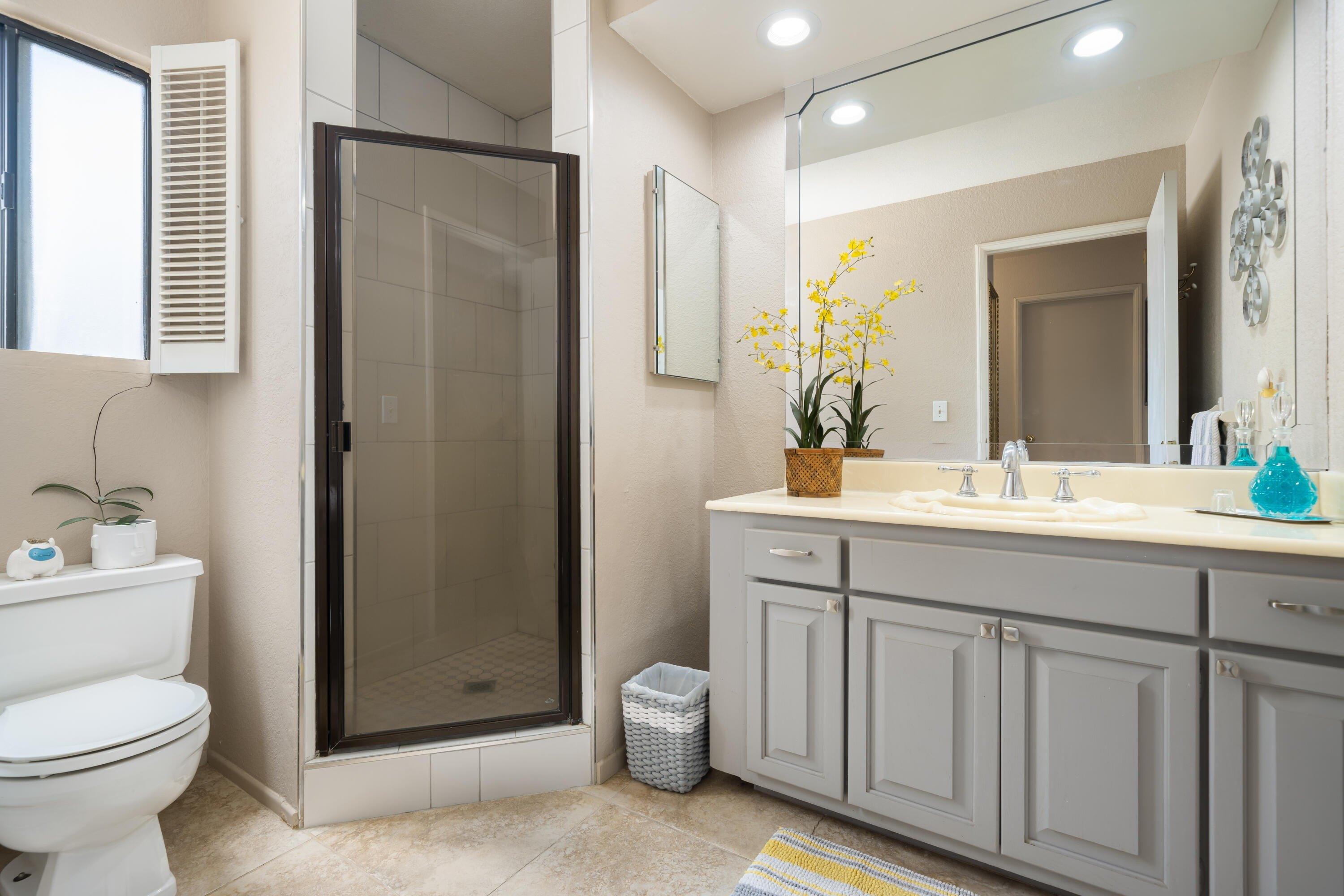 Magnesia Falls Dr, Rancho Mirage, CA 92270