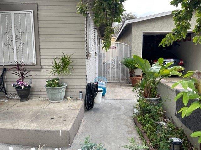 Highland St, Santa Ana, CA 92701