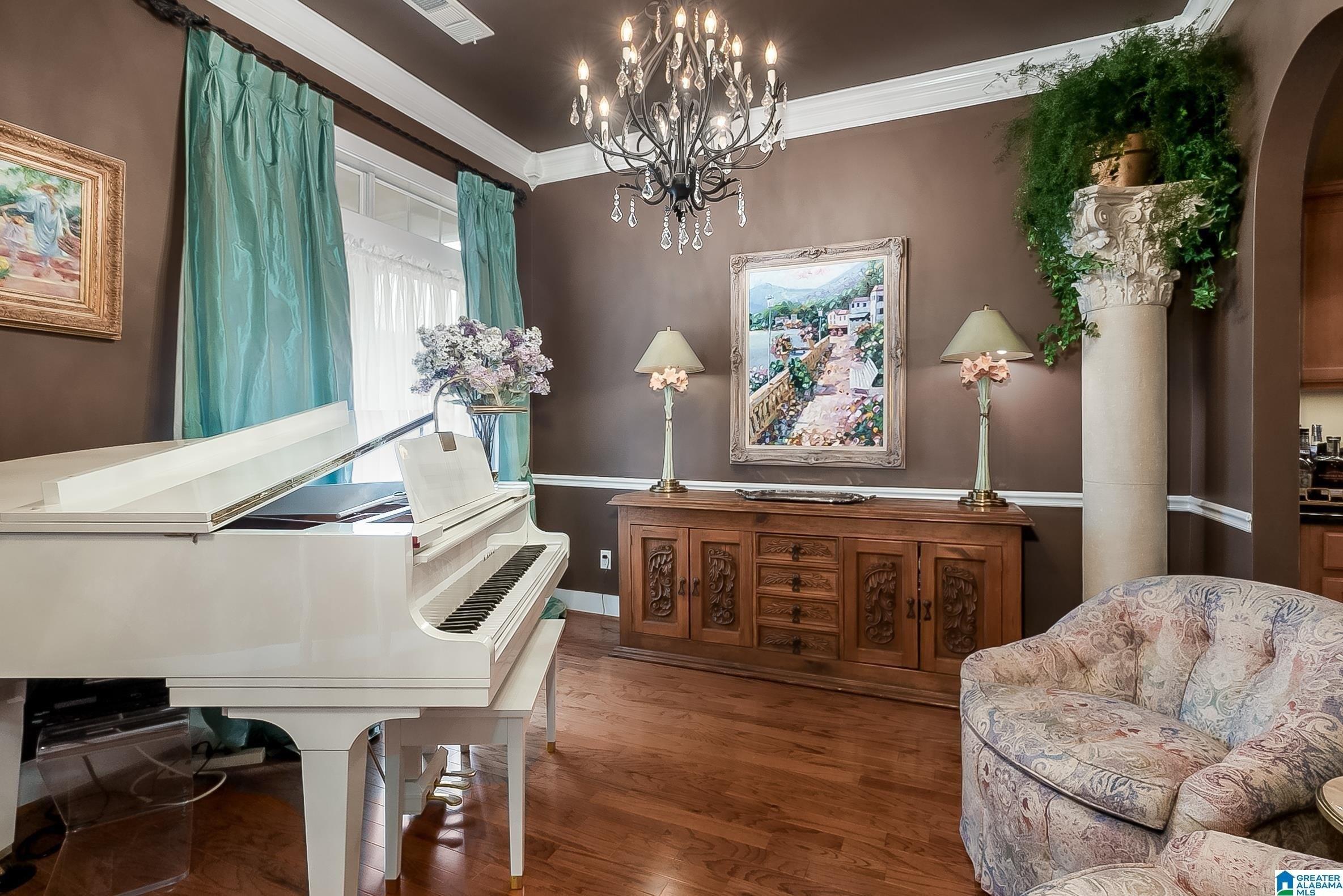Gibson Dr, Bessemer, AL 35022