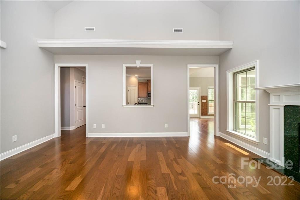 Ikerd Dr Se, Concord, NC 28025
