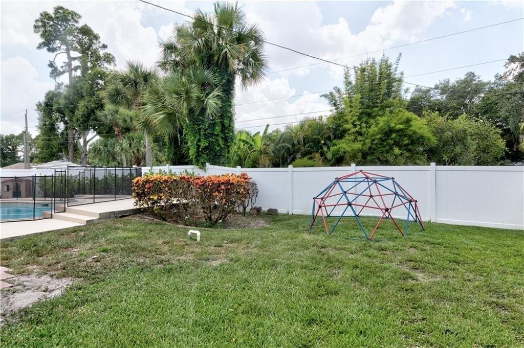32nd Ave Sw, Vero Beach, FL 32968
