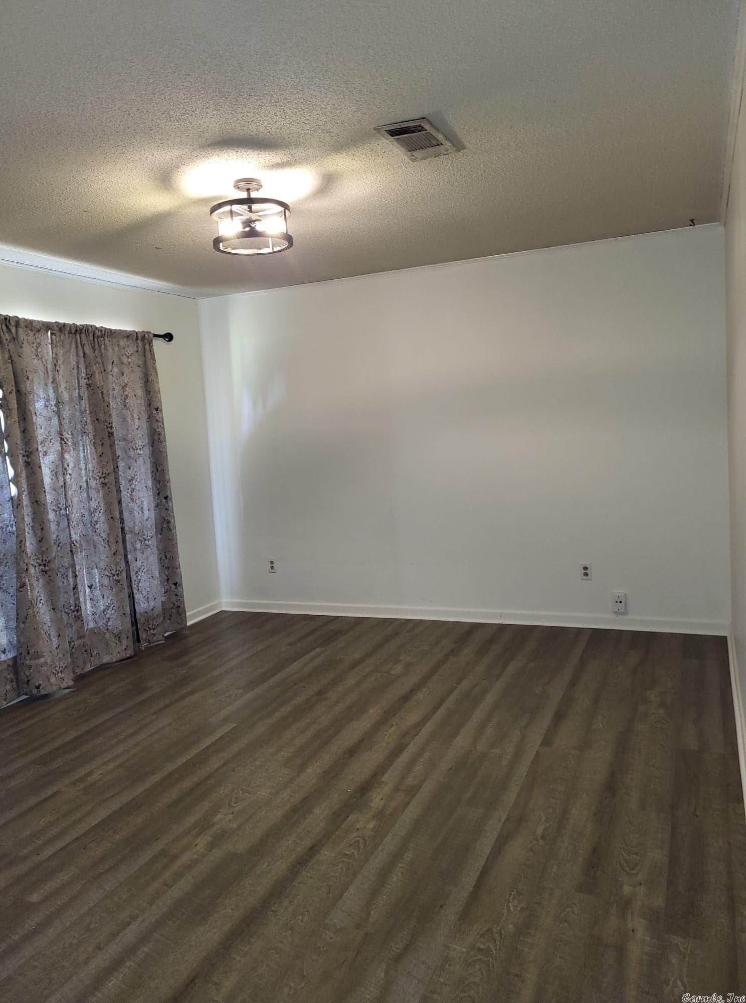 W Sypert St, Nashville, AR 71852