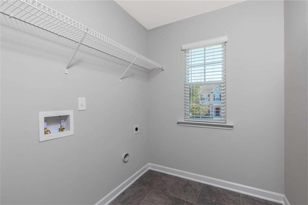Riverchess Dr Sw, Atlanta, GA 30331