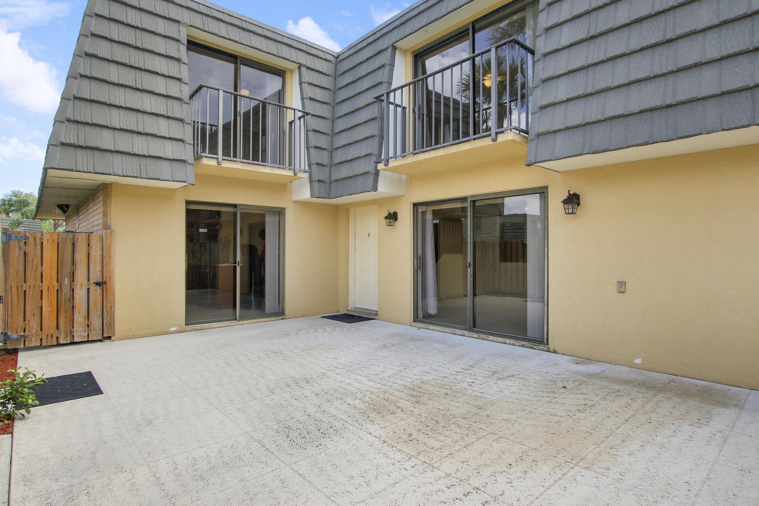 24th Way, West Palm Beach, FL 33407