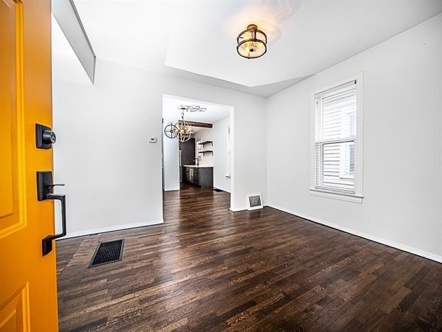 Tenny Ave, Kansas City, KS 66101