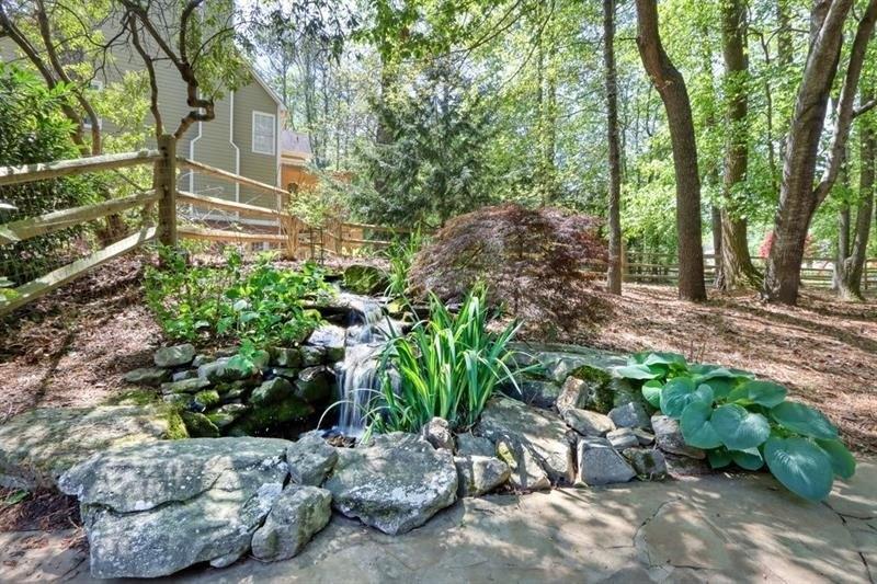 Ashwood Ct, Woodstock, GA 30189