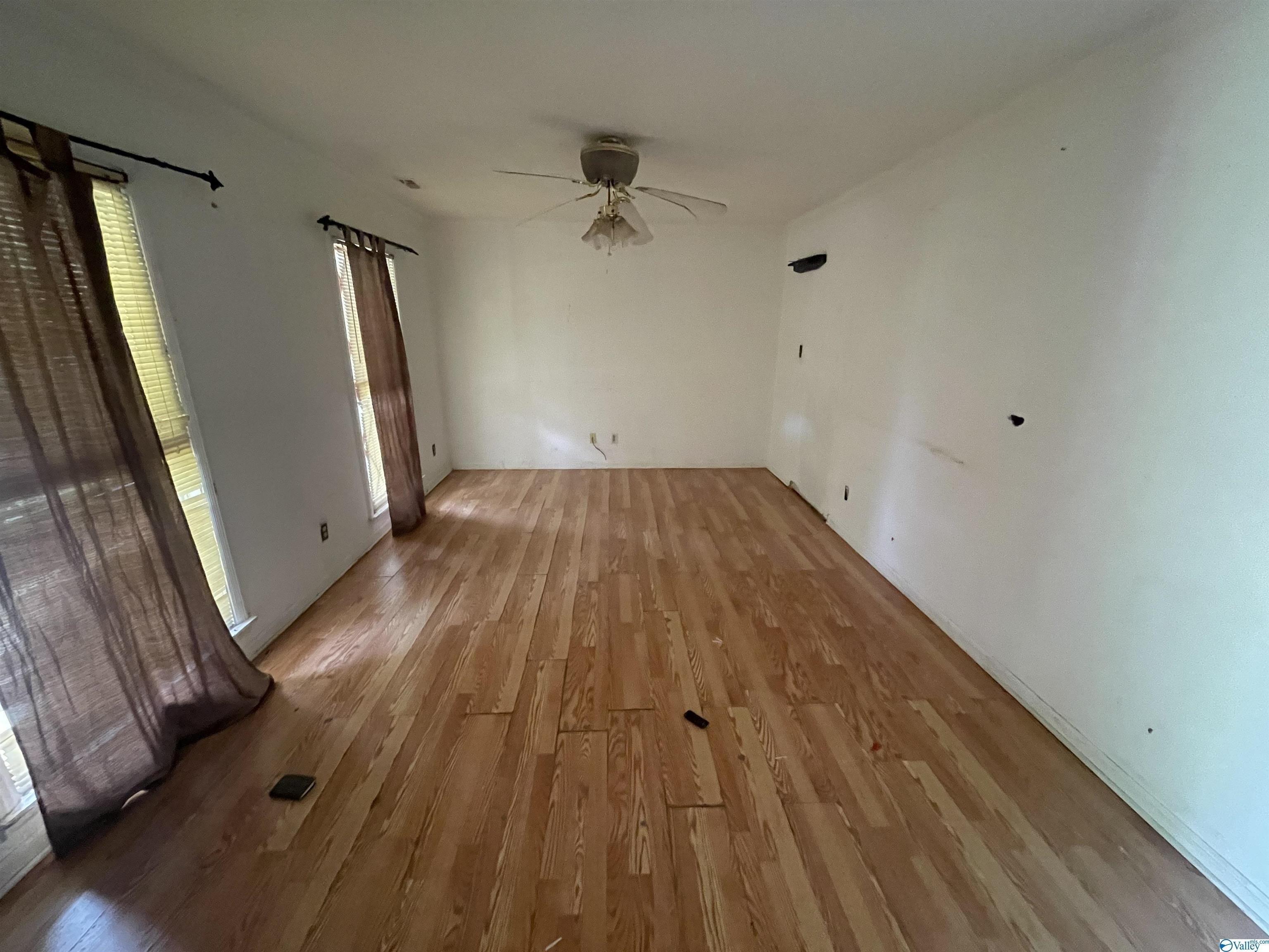 8th St Sw, Decatur, AL 35601