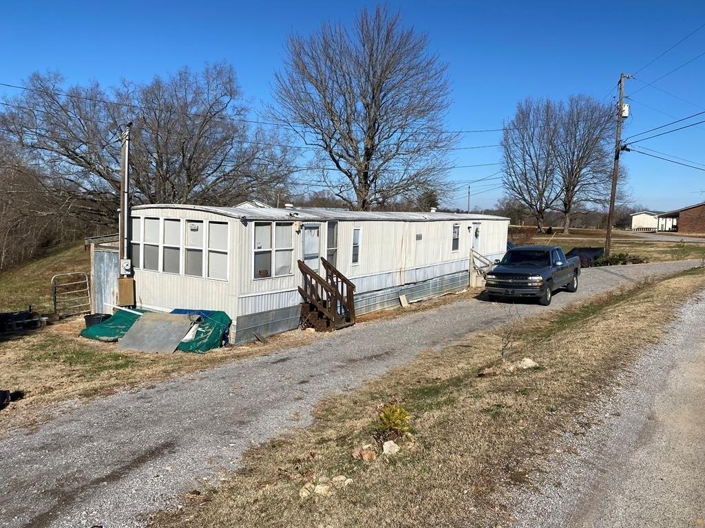 Cecil Hale Rd, Smithville, TN 37166