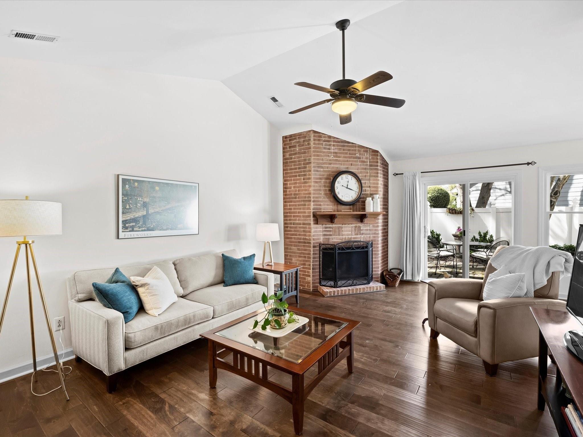 Dalston Ln, Charlotte, NC 28210
