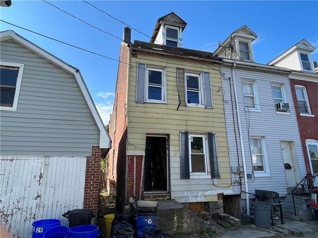 S Warren St, Easton, PA 18042