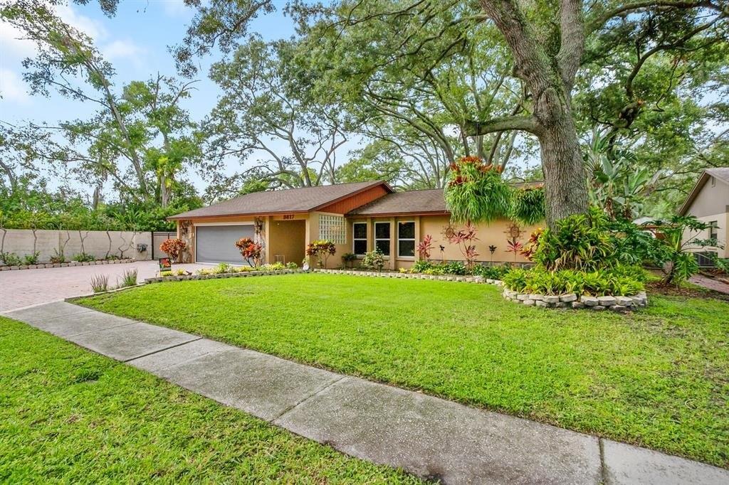 Arlington Oaks Ct, Tampa, FL 33618