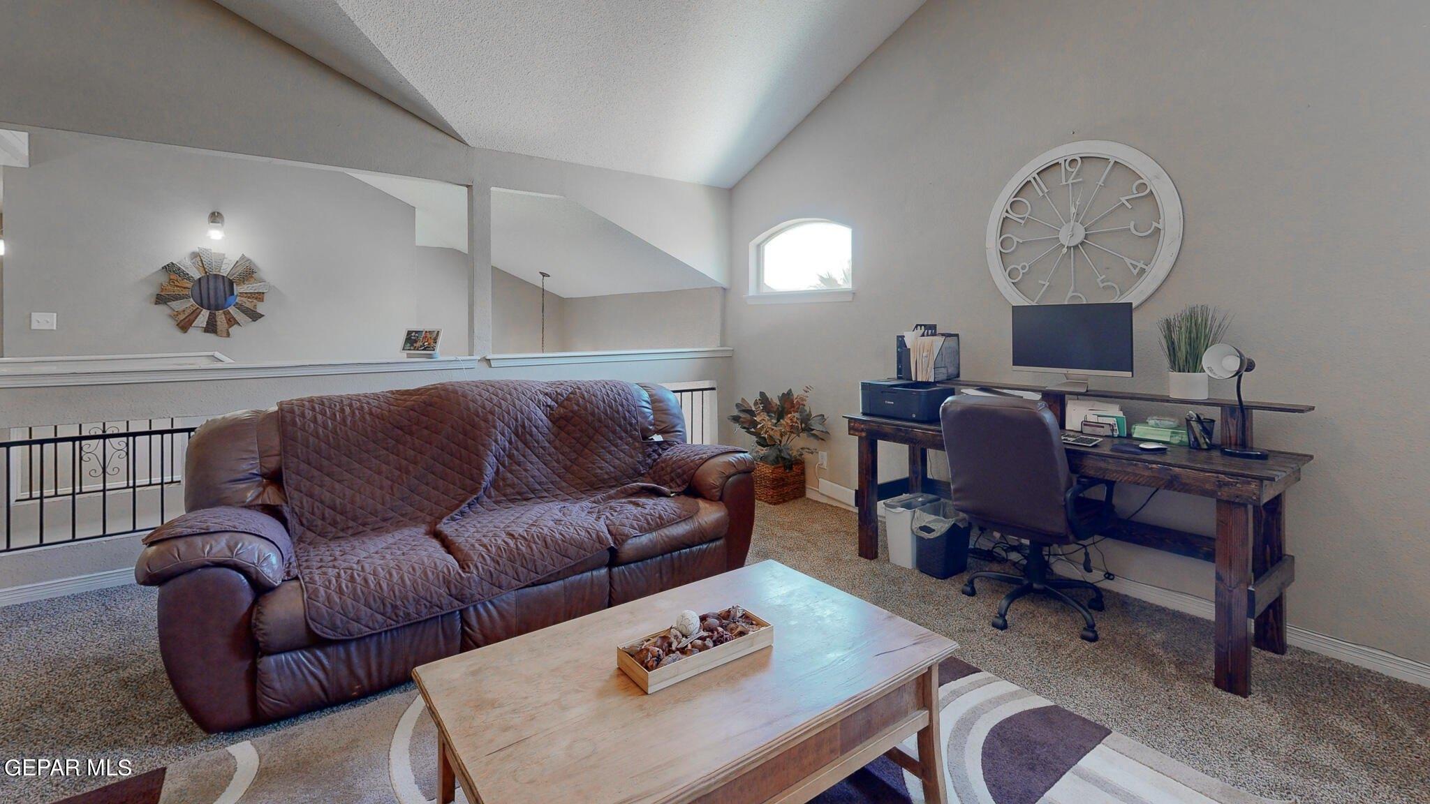 La Cuesta Dr, El Paso, TX 79936