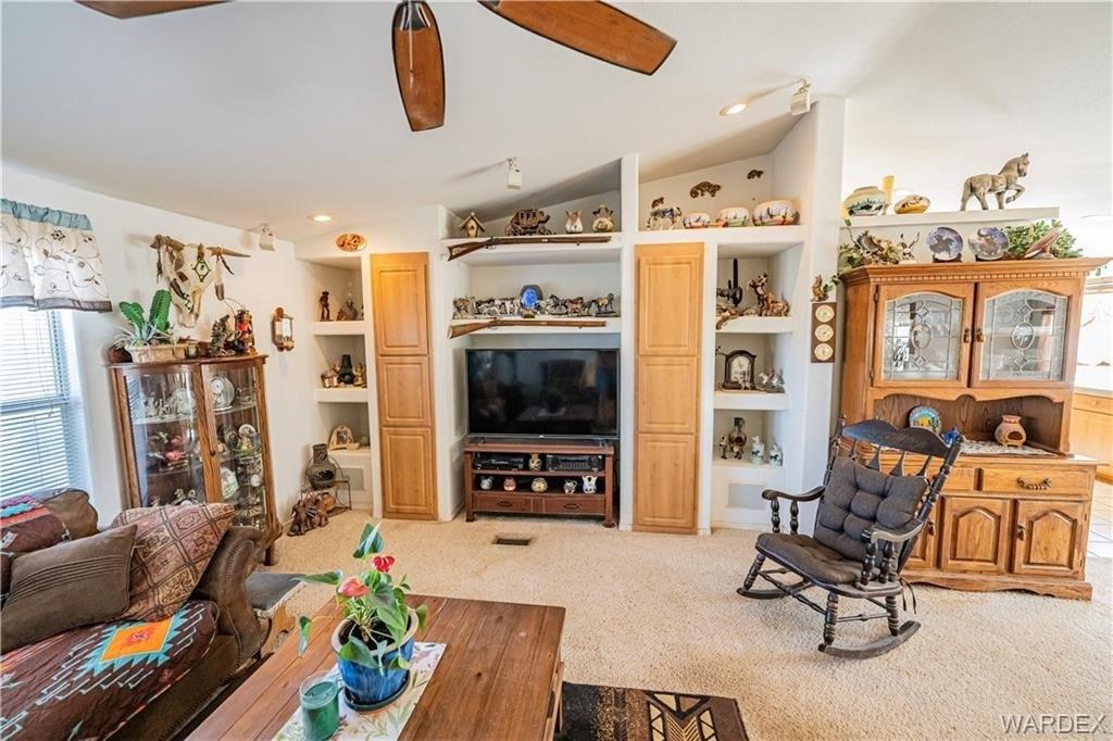 S Elfrida Rd, Golden Valley, AZ 86413