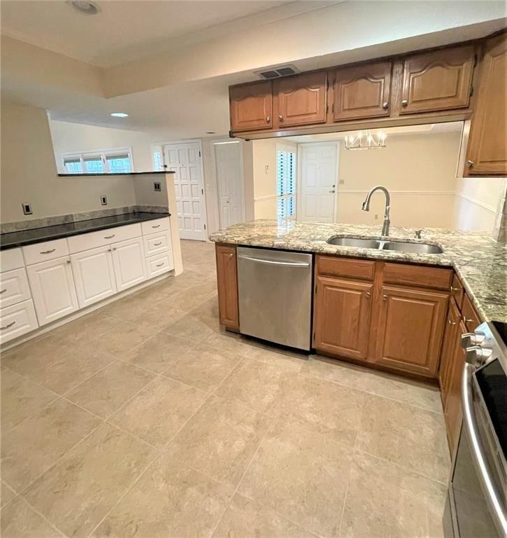 Umber Way S, Tampa, FL 33624