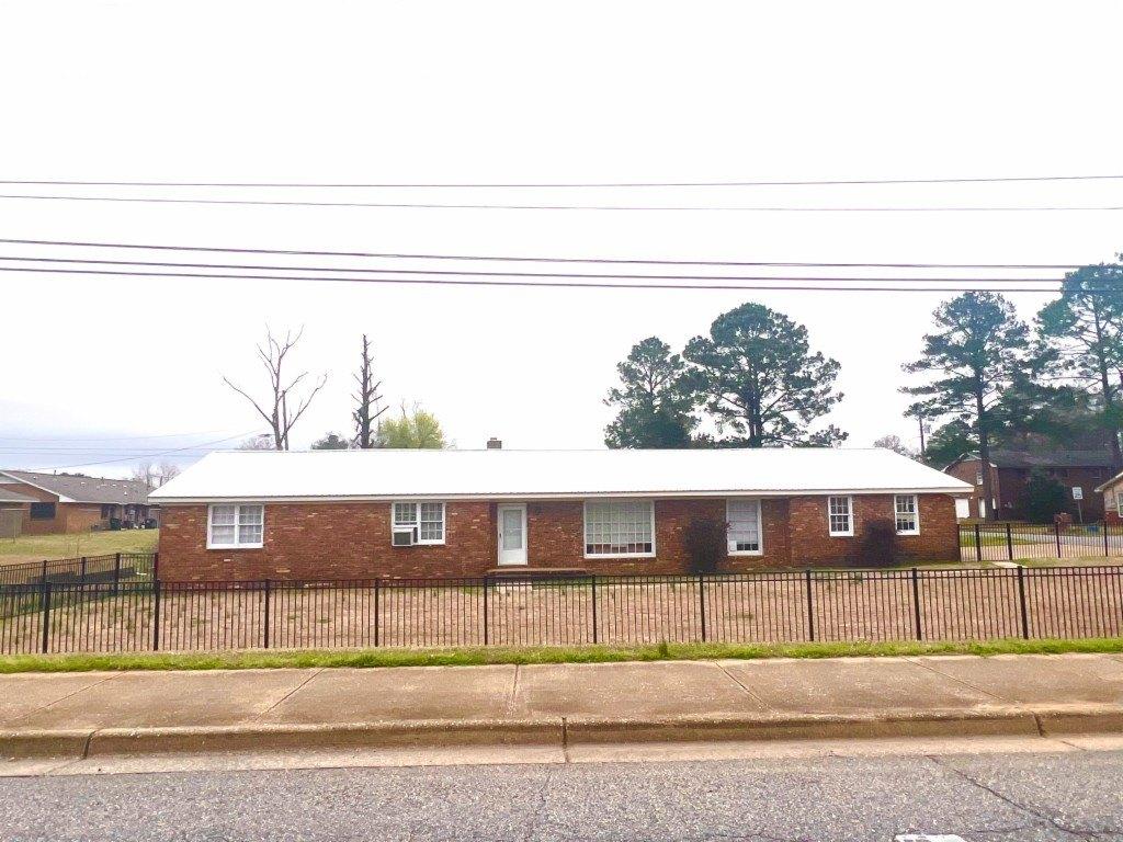 42nd Ave, Tuscaloosa, AL 35401
