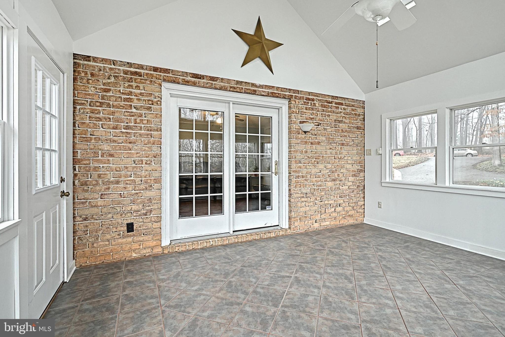 Jackson Dr, Seven Valleys, PA 17360