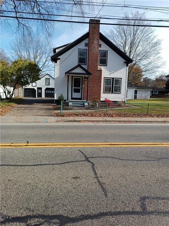 S Main St, Coventry, RI 02816