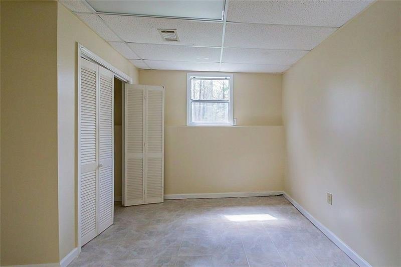 Pilgrim Ln, Powder Springs, GA 30127