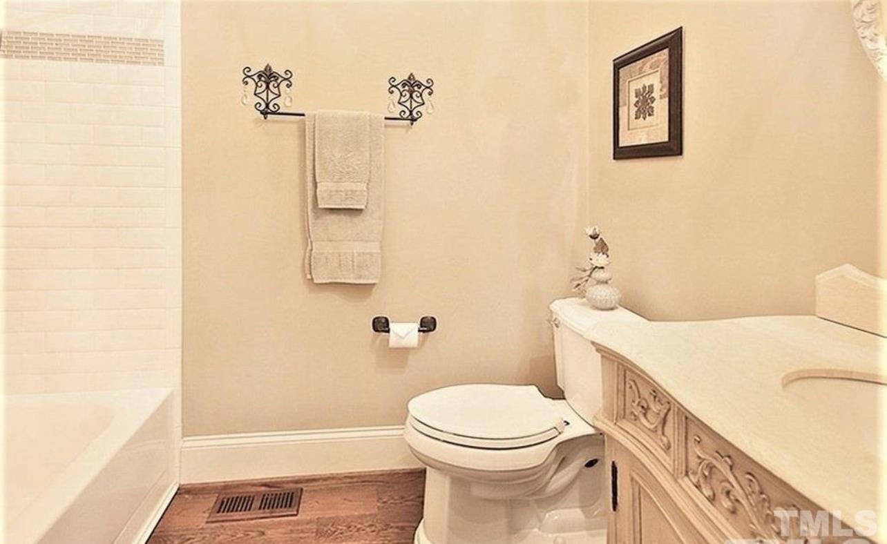 Chaumont Dr, Apex, NC 27539