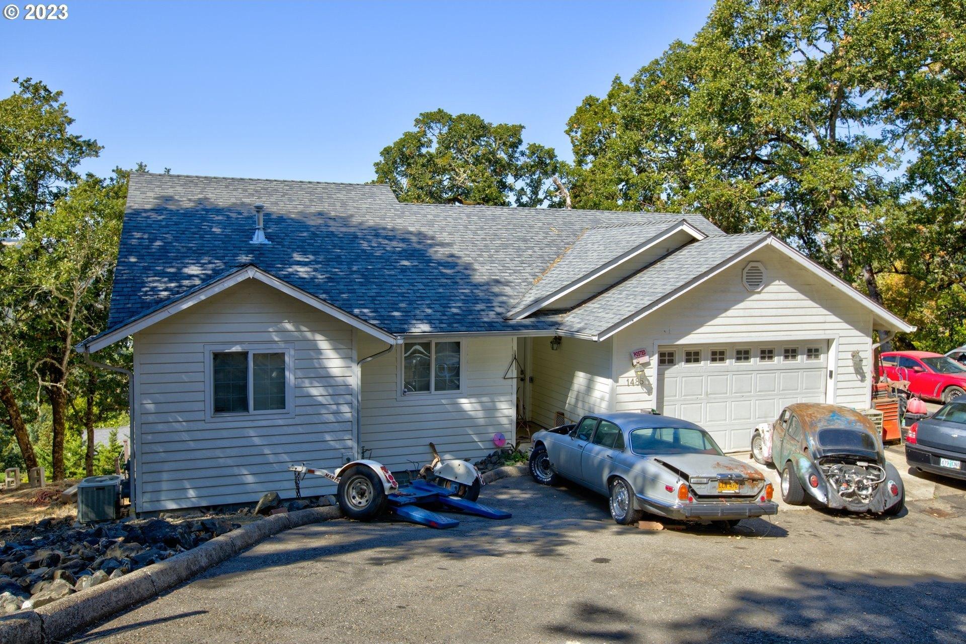 Se Parkwood Dr, Roseburg, OR 97470