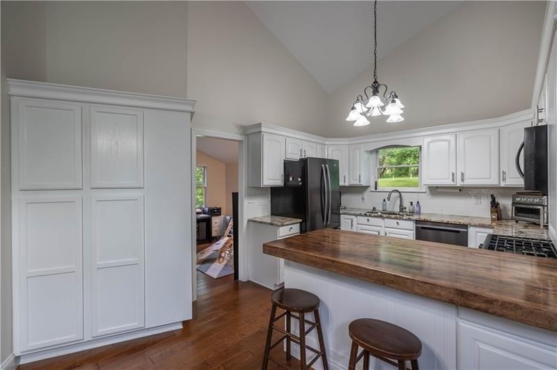 Lindley Rd, Canonsburg, PA 15317