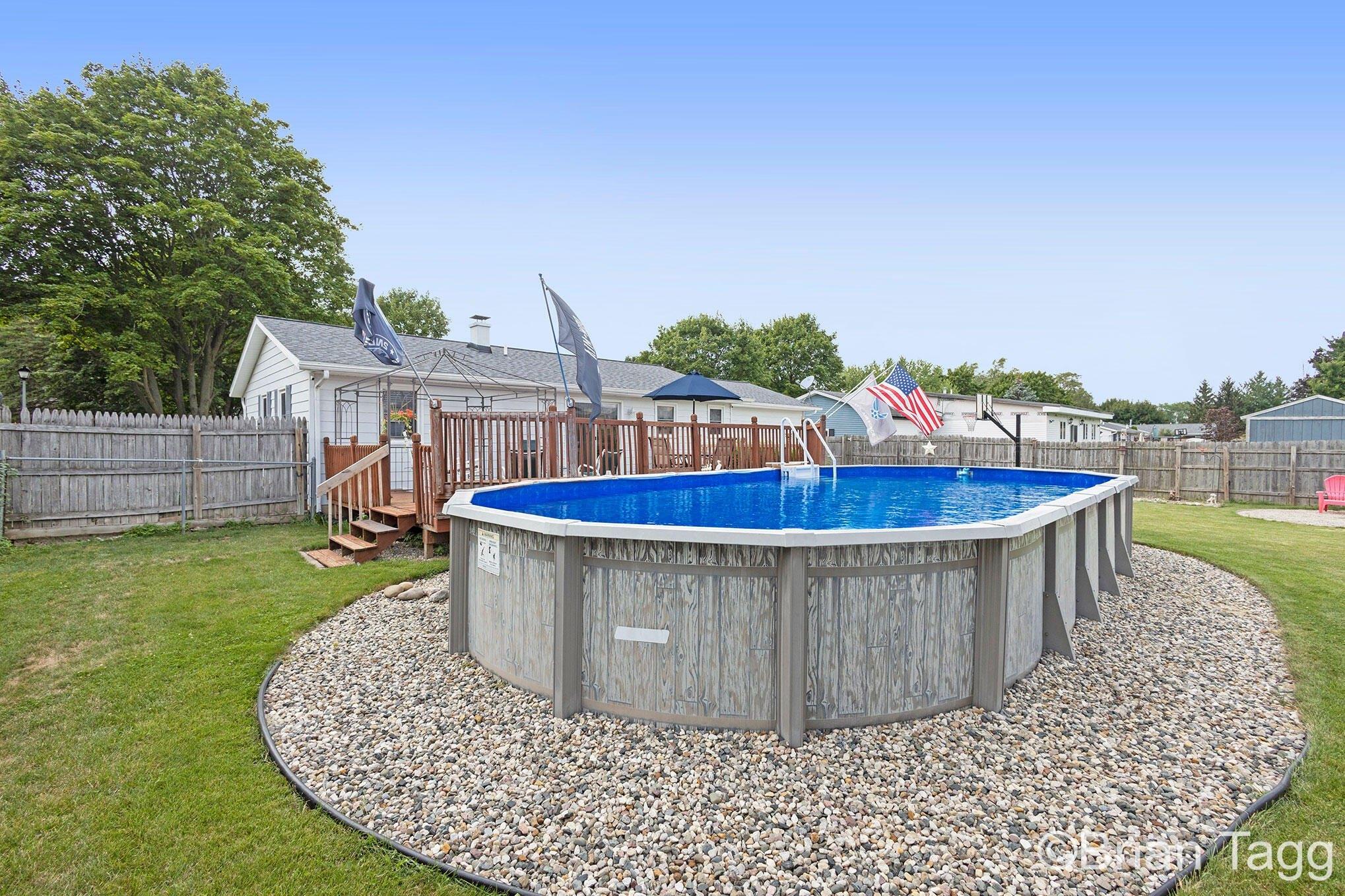 Anderson Dr, Wayland, MI 49348