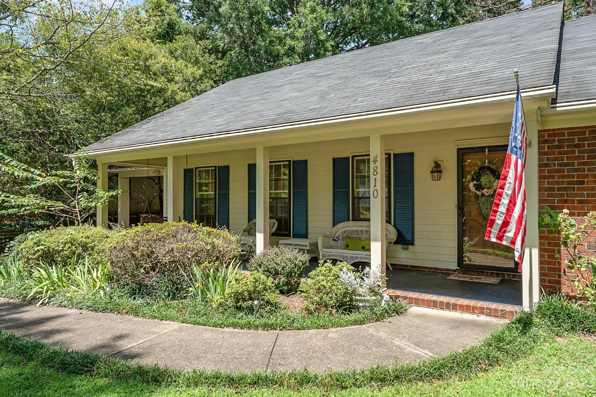 Old Spice Ln, Charlotte, NC 28277
