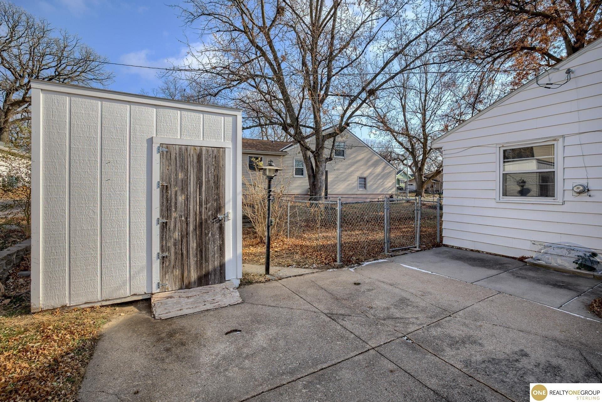 S 80th St, Omaha, NE 68127