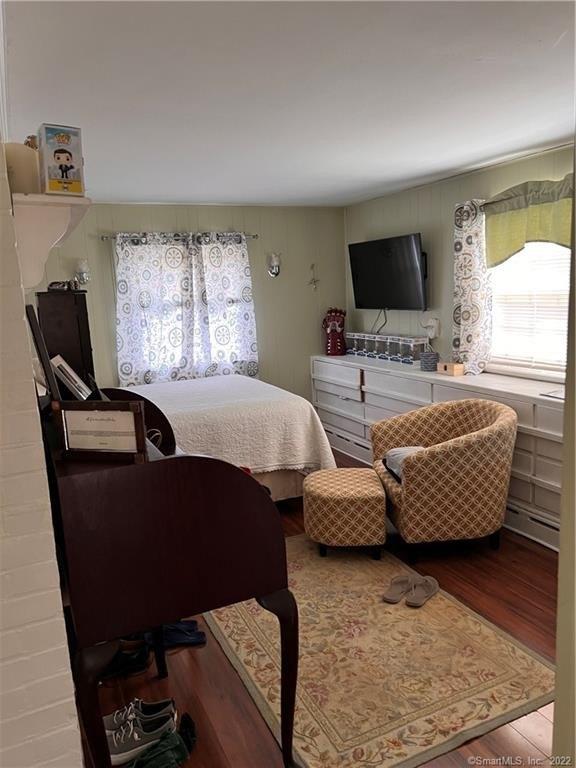 Georgiana St, New London, CT 06320