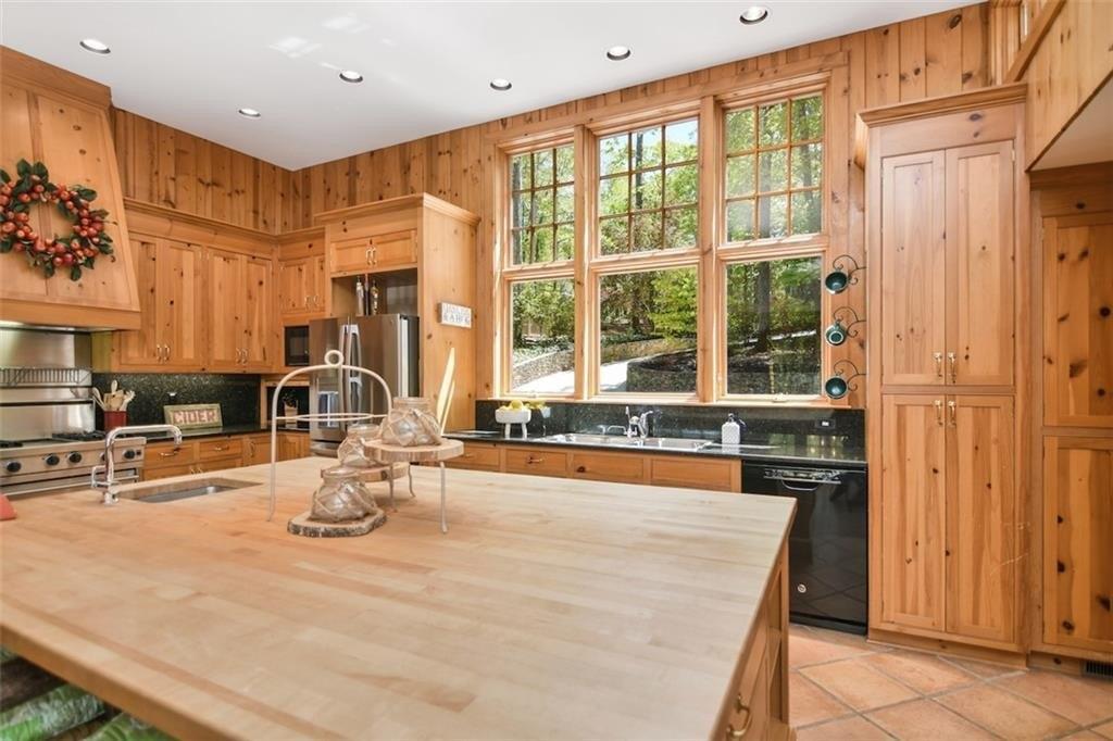 Skipper Ln, Salem, SC 29676