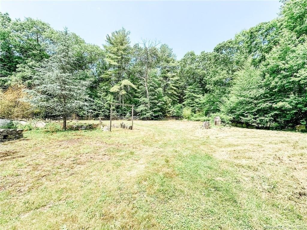 Ledge Rd, Dayville, CT 06241