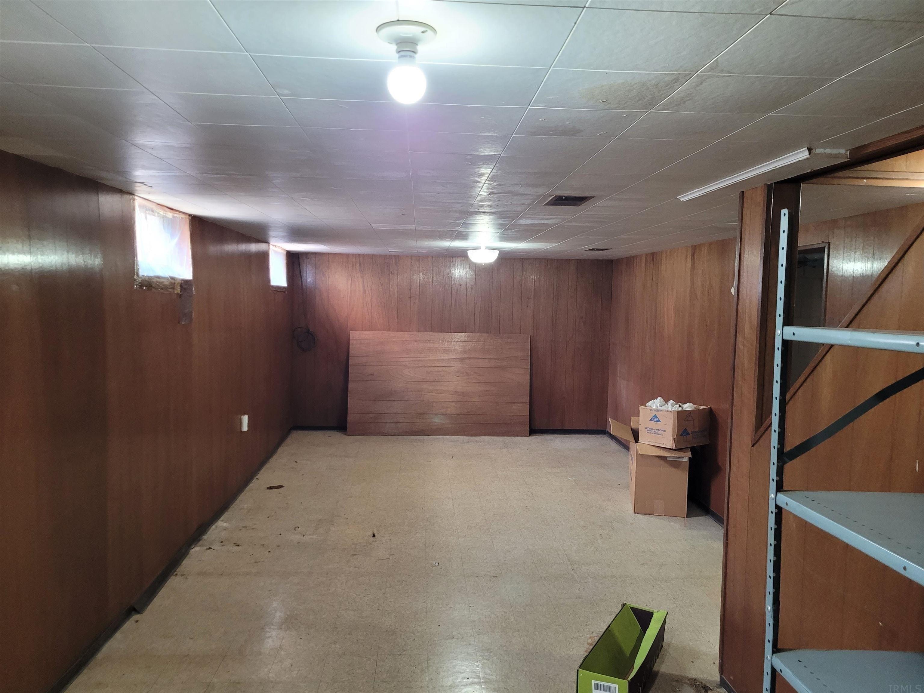 Sussex Dr, South Bend, IN 46628